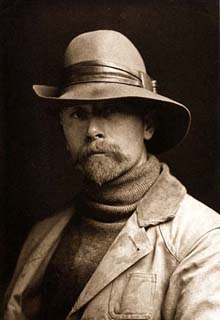 Edward Sheriff Curtis
The photographer of the American Indians