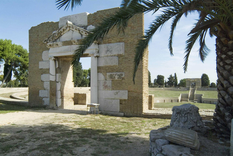 Lucera
Indelible traces of History 
in its fortress 