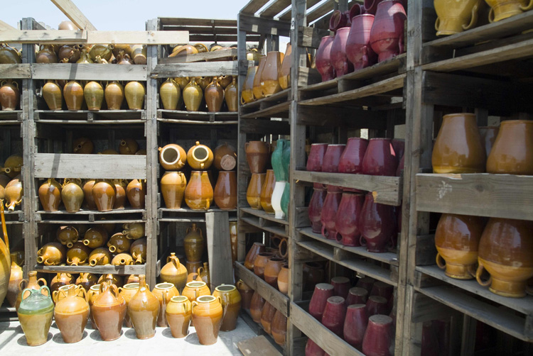 Grottaglie, realm of pottery - Craftsmanship - Puglia